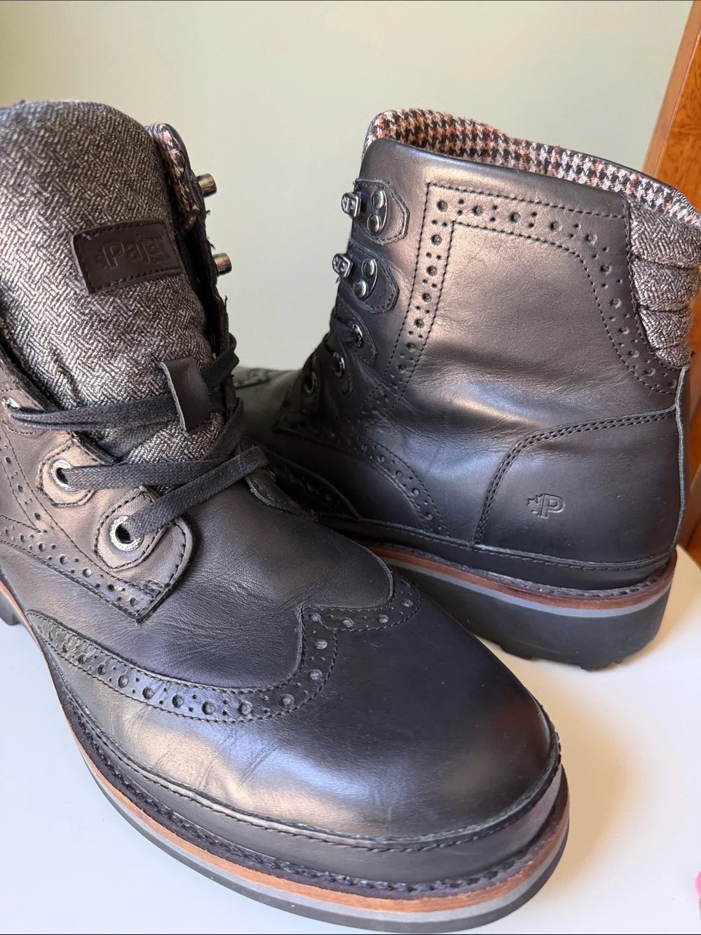 Pajar Canada Leather Wingtip Lace-Up Combat Boots Black Plaid Lined US 11–11.5